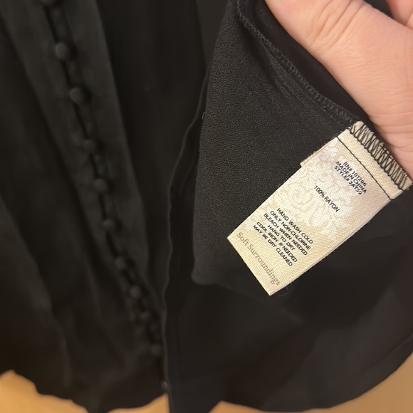 Soft Surroundings Button Down Poet Blouse Ruffle Cuffs Black Size XL - Picture 8 of 11